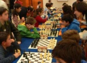 Debutează concursul interjudețean de șah …
