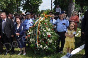 Dorohoi: Slujbă de pomenire și depunere de coroane de „Ziua Eroilor şi Martirilor Neamului Românesc” - FOTO