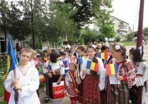 O lecție de patriotism și istorie locală la Albești! Ziua Eroilor, sărbătoare națională a poporului român