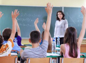 Elevul român, faţă în faţă …