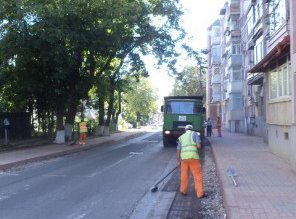 Vezi străzile care intră în …