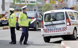 Şoferiţă din Botoșani, rănită grav după ce a pătruns în intersecţie fără se se asigure