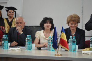 Senatorul Doina Federovici: „V-aţi ales o profesie nobilă şi vă felicit pentru asta”