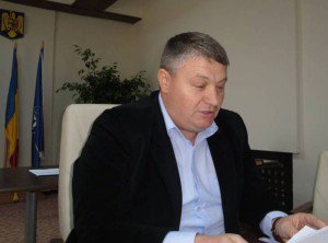 Florin Țurcanu nu se mai bazează doar pe majoritatea USL în Consiliul Județean