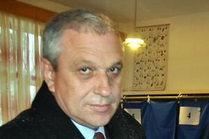 Prefectul şi-a luat abonament la …