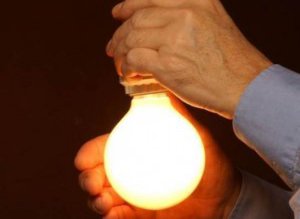 Se IEFTINEŞTE curentul electric: Cu …