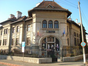 Biblioteca Județeană Botoșani: Curs gratuit de limba germană în cadrul proiectului BiblioVacanţa