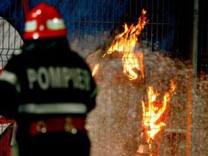 Furaje incendiate din joacă de un copil   