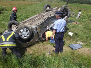 Accident grav produs de un angajat al Spitalului Județean aflat băut la volan - FOTO