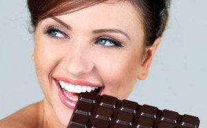 Ciocolata menține creierul sănătos