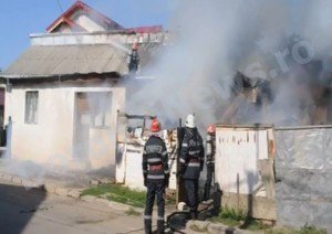 Doi copii au murit arşi de vii într-un incendiu devastator produs pe strada Ion Creangă