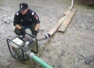 Pompierii au intervenit pentru înlăturarea …