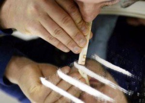 O româncă a sedus mai mulţi italieni, după care i-a drogat şi i-a jefuit