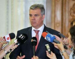 Zgonea: Deputaţii care au părăsit partidele pe lista cărora au fost aleşi nu pot constitui grup parlamentar