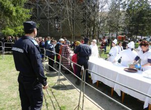 Jandarmii, polițiștii și pompierii botoșăneni …