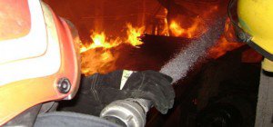 Incendiu izbucnit la o magazie în zona Parcul Tineretului stins de pompierii botoșăneni