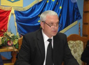 Prefectul îi roagă pe botoşăneni …