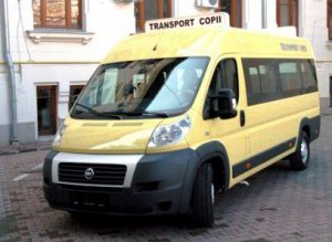 Transportul elevilor cu microbuzele școlare …