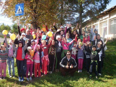 Let’s Do It, Romania! Ziua Curăţeniei Naţionale organizată şi în comuna George Enescu - FOTO