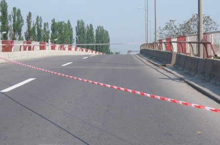 Autorităţile din Botoşani şi Suceava vor să reia procedurile pentru construcţia podului de la Talpa