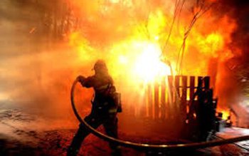 Gospodărie incendiată de două ori …