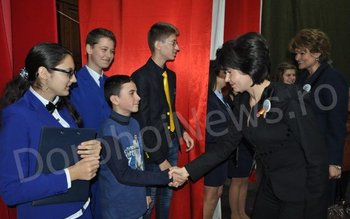 Senatorul Doina Federovici susține performanța …