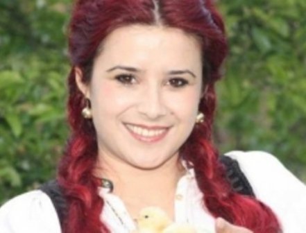 Amicii cântăreței Rela Lucan, găsită moartă în cadă susțin că aceasta a murit de inimă rea după ce a fost umilită în emisiunea Gabrielei Cristea
