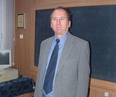Unul din cei mai buni profesori din Botoșani este propus de primarul județului ca cetățean de onoare