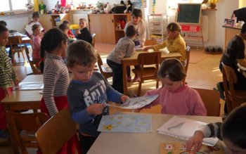 Centru social pentru copii cu …