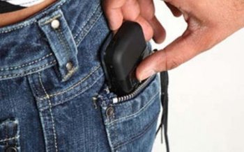 Tineri cercetați pentru tâlhărirea unui …