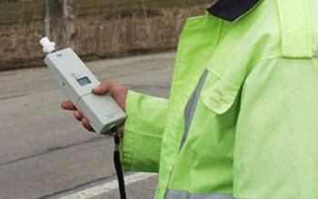 Depistaţi la volan, deşi se …