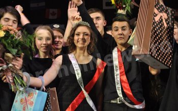 Miss și Mister Boboc 2013: …