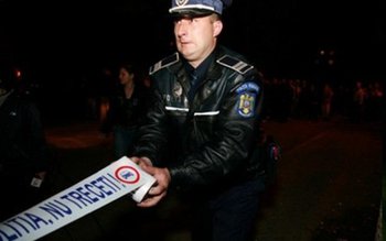 Doi tineri răniți într-un accident …