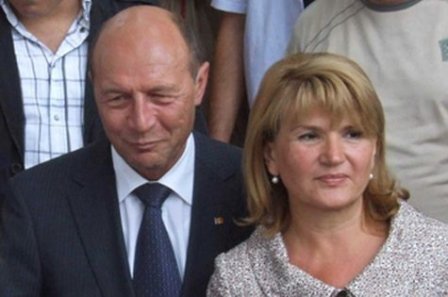 Preşedintele Traian Băsescu împlineşte astăzi vârsta de 62 de ani