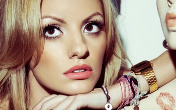 Alexandra Stan, pregătită pentru un …
