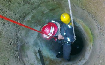 Intervenție a pompierilor dorohoieni pentru …