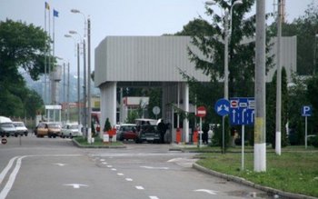 Atenție! Noi reglementări vamale limitează …