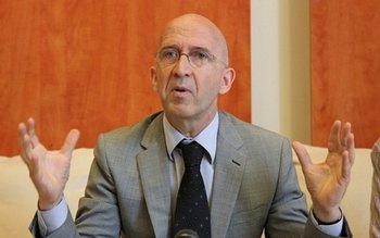 Philippe Gustin, Ambasadorul Franţei în …