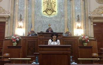 Ministrul de interne luat la …