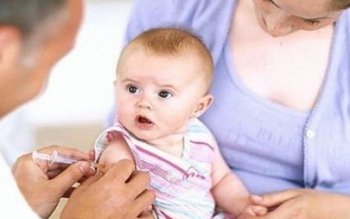 Doina Federovici împreună cu alți …