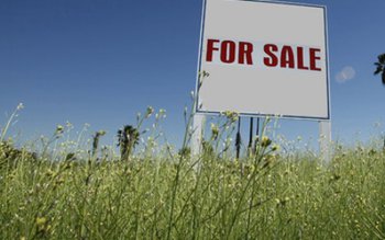 Străinii nu vor avea nici …