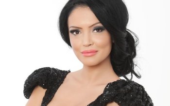 Andreea Mantea s-a „vândut” pe …