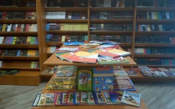 Noi surprize la librăria Alexandria …