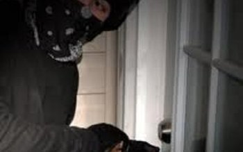 Au furat scule electrice în …