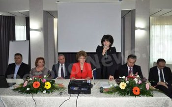 Senator Doina Federovici: „Felicit întreaga …