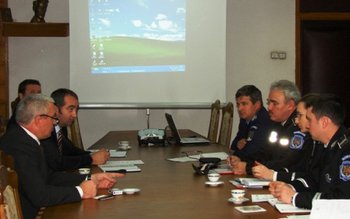 Comercianţii avertizaţi pentru vânzarea produselor …