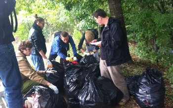 Asociaţia B-Right Media derulează proiectul …