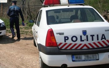 Prinși de polițiști în timp …