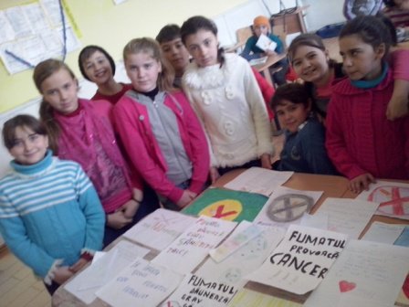 Săptămâna Educaţiei Globale la Vîrfu Cîmpului - FOTO