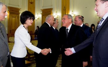 Senatorul Doina Federovici prezent la …